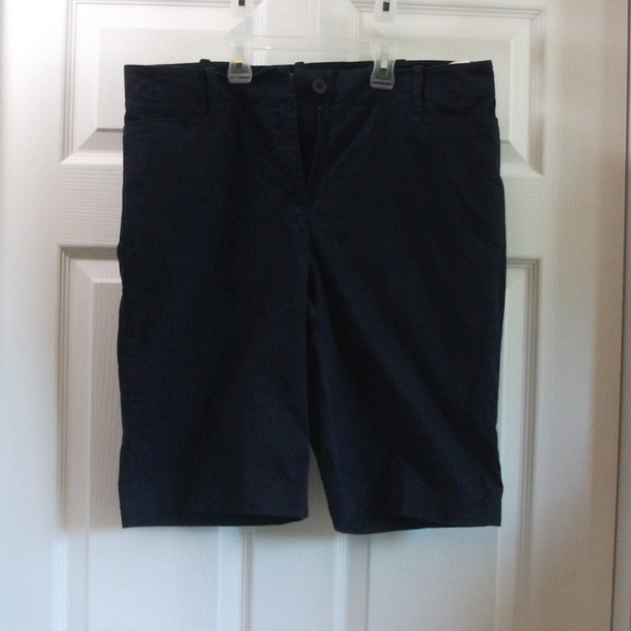 Lot of 4 Womens Shorts Size 10 - Picture 4 of 5